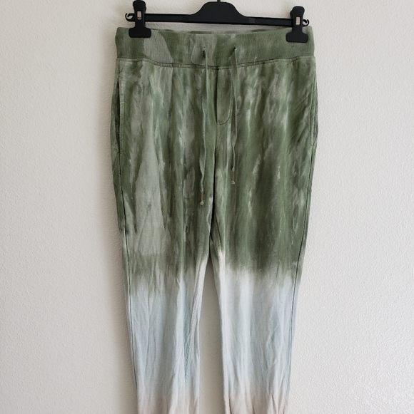 YOUNG FABULOUS & BROKE Tie Dye Jogger style Sweatpants Size Medium - Picture 6 of 16